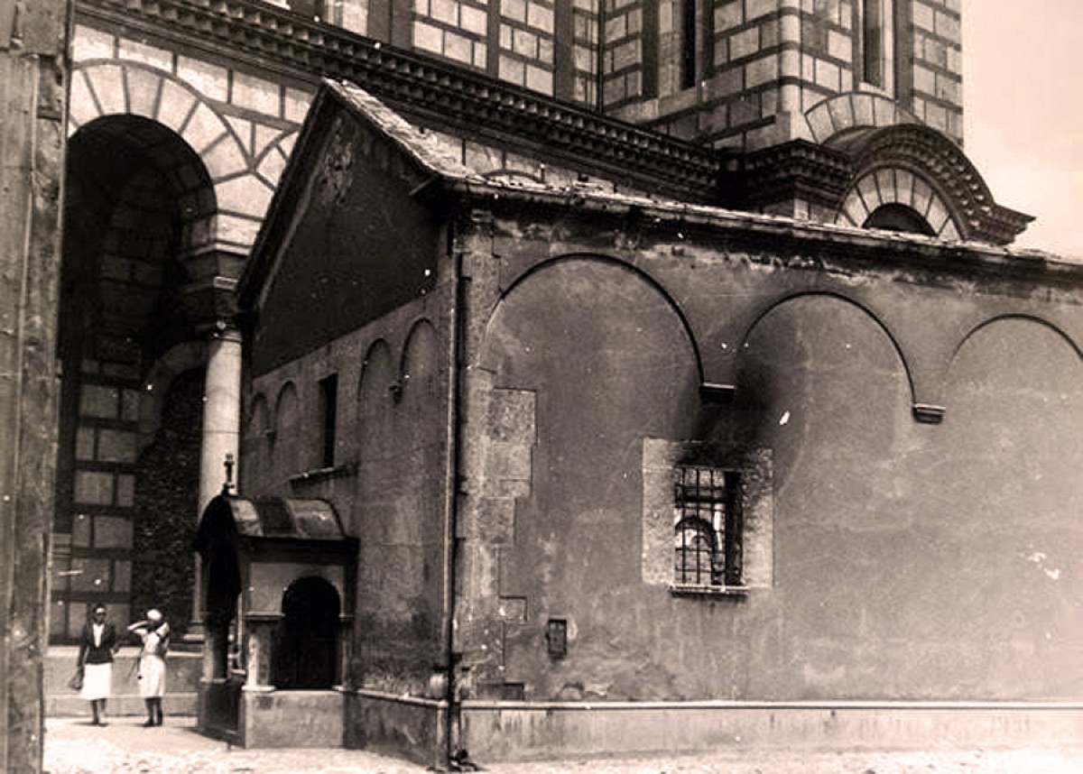 Ostaci izgorele stare crkve Sv. Marka na Tašmajdanu, oštećene 6. aprila 1941 u bombardovanju Beograda