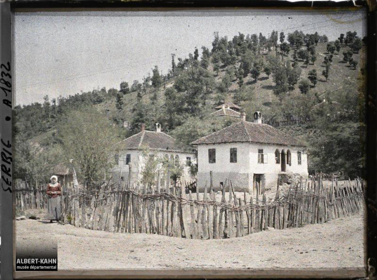 Selo Mrzenica blizu Stalaća i Ćićevca. Fotografija iz 1913. godine.