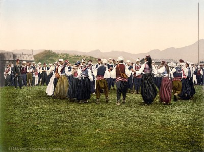 Narodno kolo u Bosni oko 1890. godine (HQ)