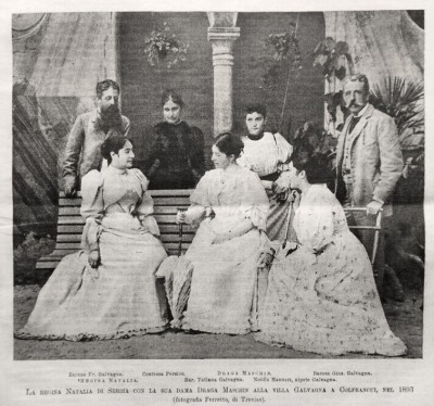 Kraljica Natalija Obrenović u društvu svoje dvorske dame Drage Mašin. Vila Galvanja, Italija 1893.